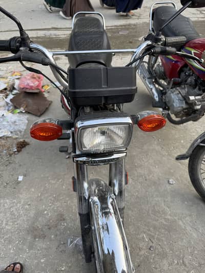 CG125 for sale in black colour