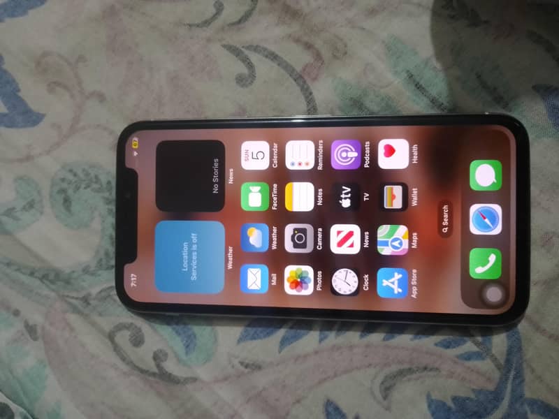 Apple iPhone X 0