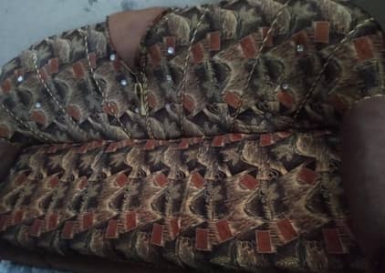 Rs# 15000  3+1+1 =05 seater sofa in good condition