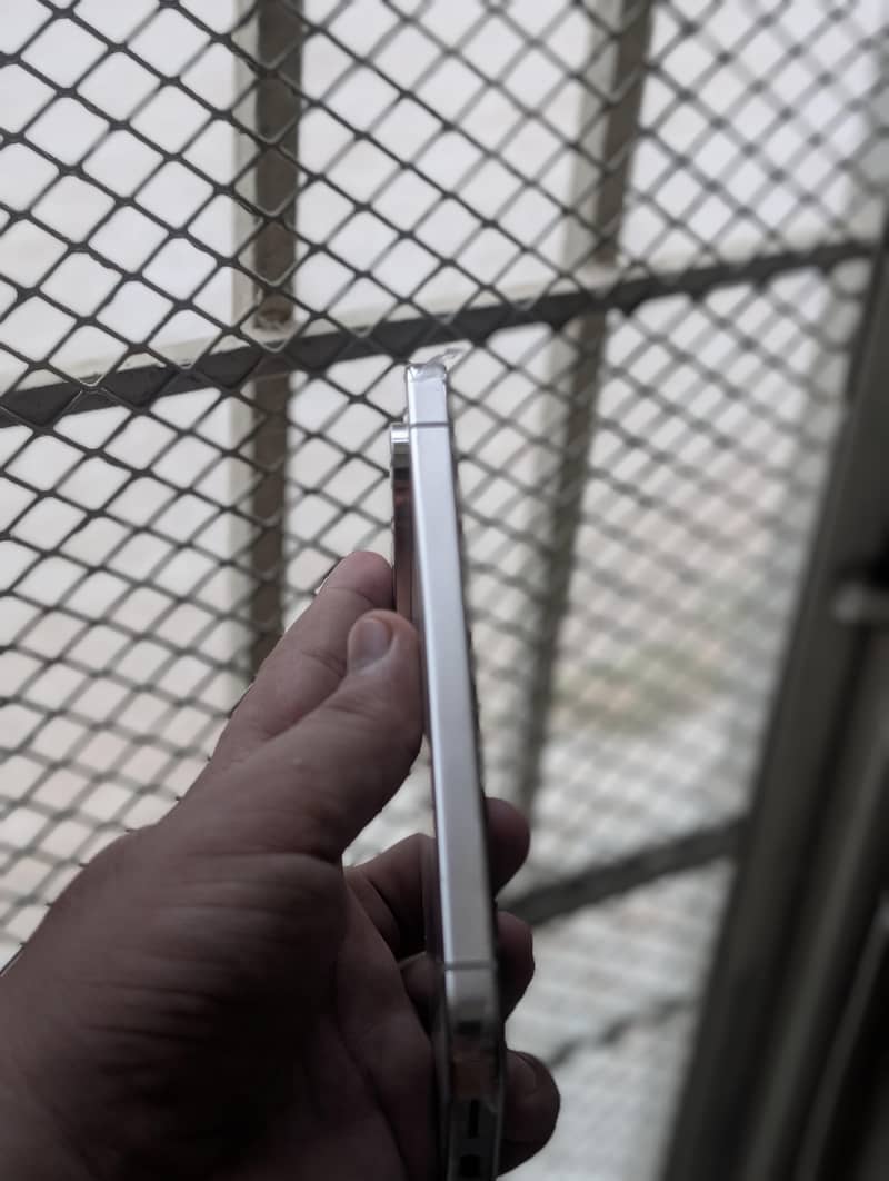 Google Pixel 9 Pro 2