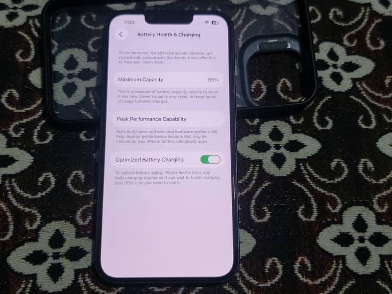Apple iPhone 13 2