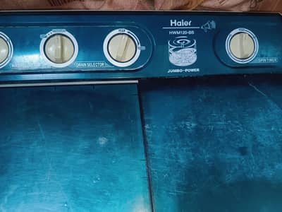 Hairs washing machine with dryer