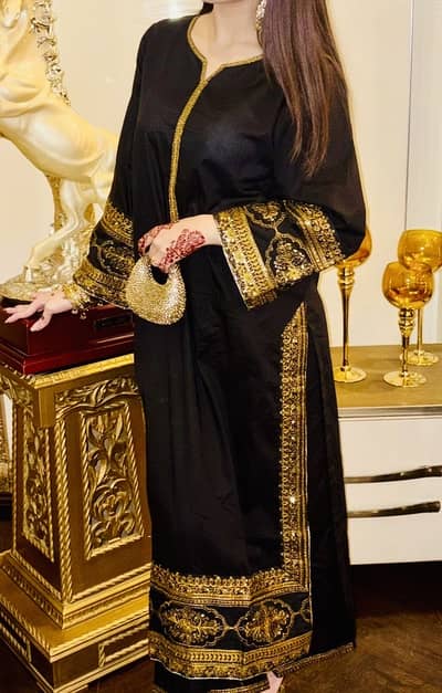 Black & Gold Formal Lawn Dress | Size Small | Excellent Condition