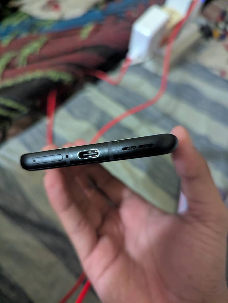 One Plus 10 Pro 4
