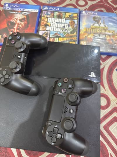 Ps4 only 1 month use urgent sale
