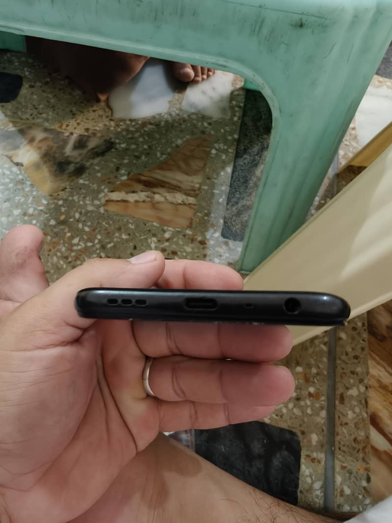 OPPO A76 4