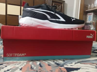 Puma black and white soft foam