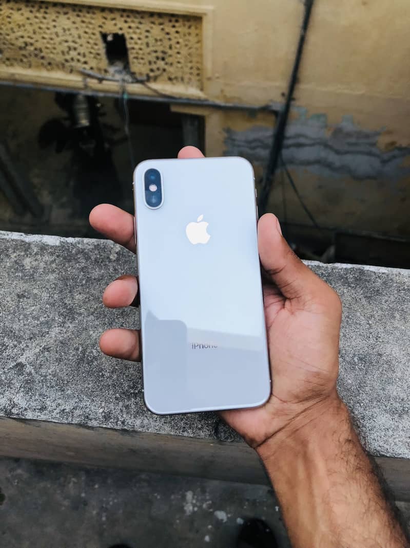 Apple iPhone X 1