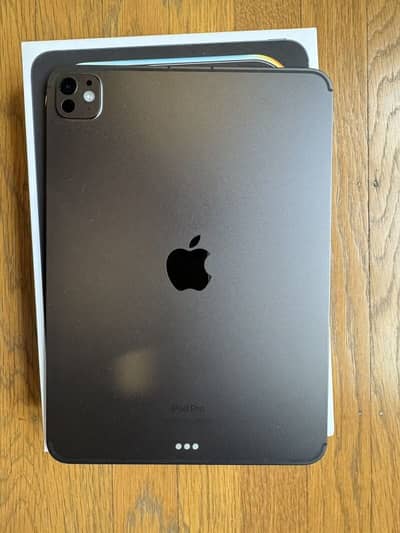 iPad Pro M4 512gb Full box