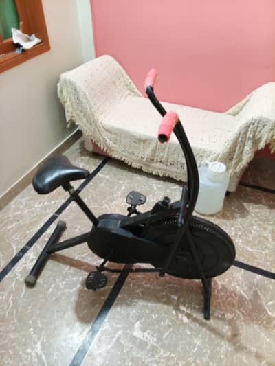 Exercise cycle