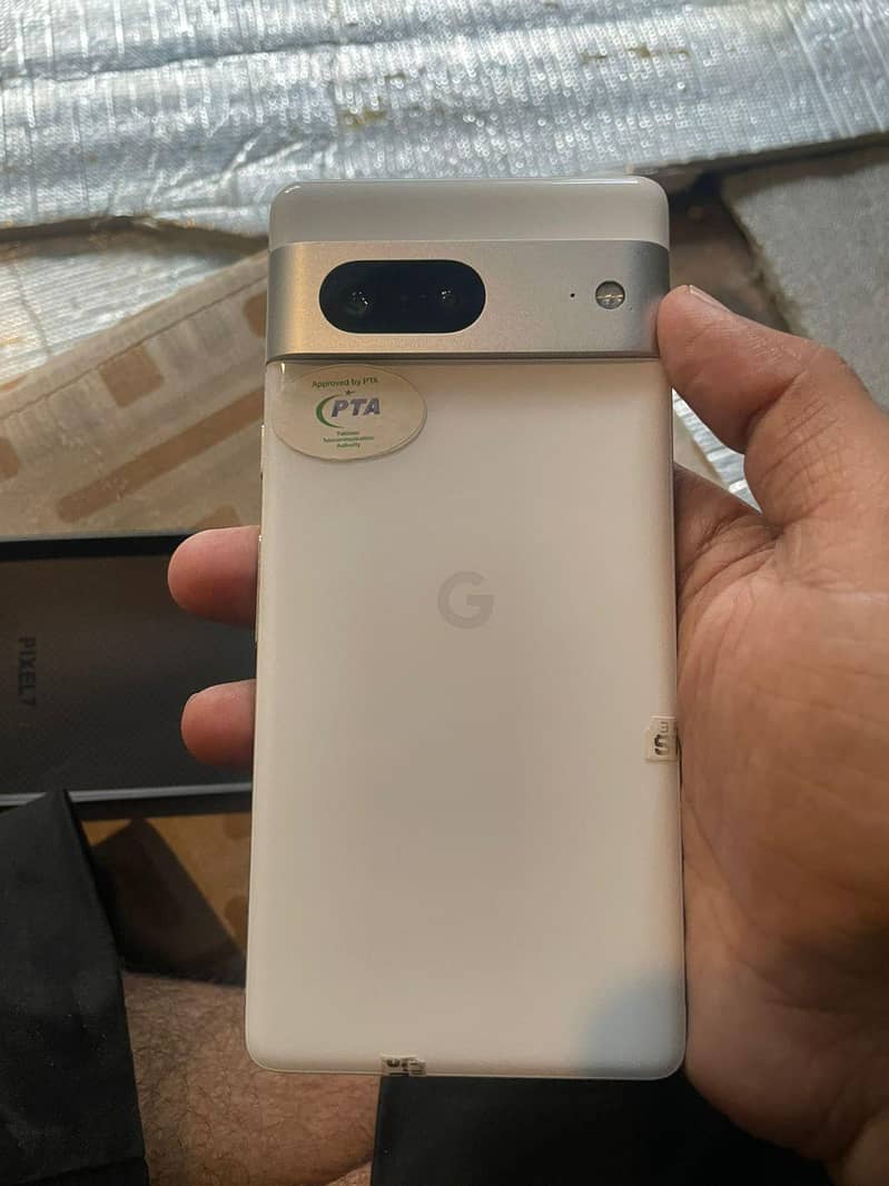 Google Pixel 7 5