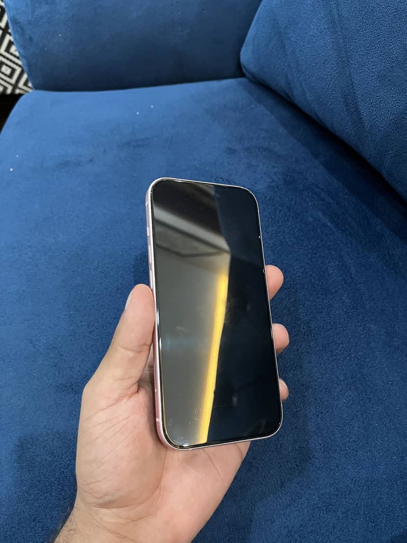 Apple iPhone 15 2