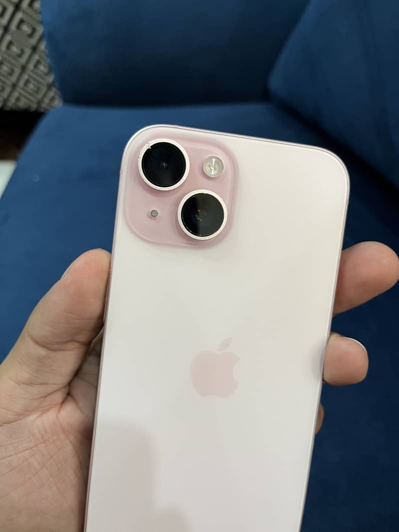 Apple iPhone 15 3