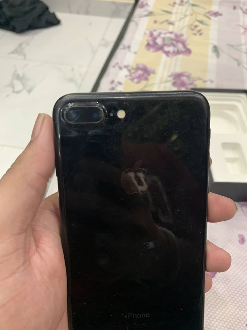 Apple iPhone 7 Plus 7