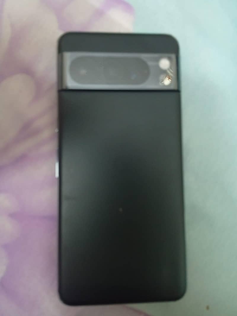 Google Pixel 8 Pro 1