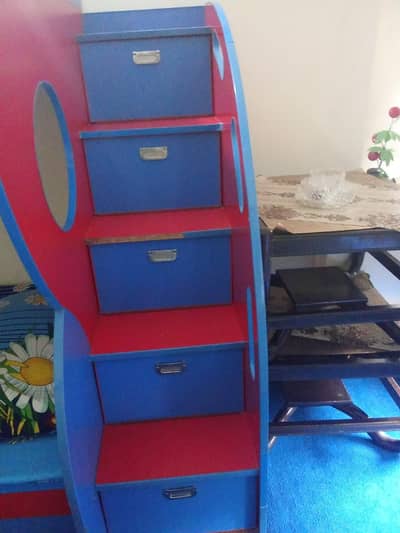 Bunk bed