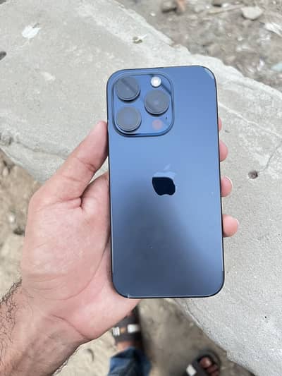 Apple iPhone 15 Pro