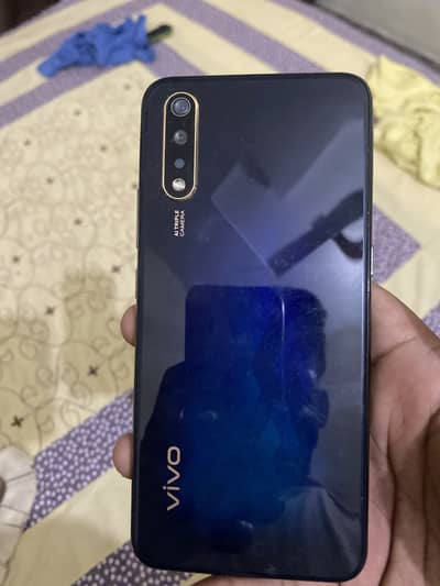 Vivo S1