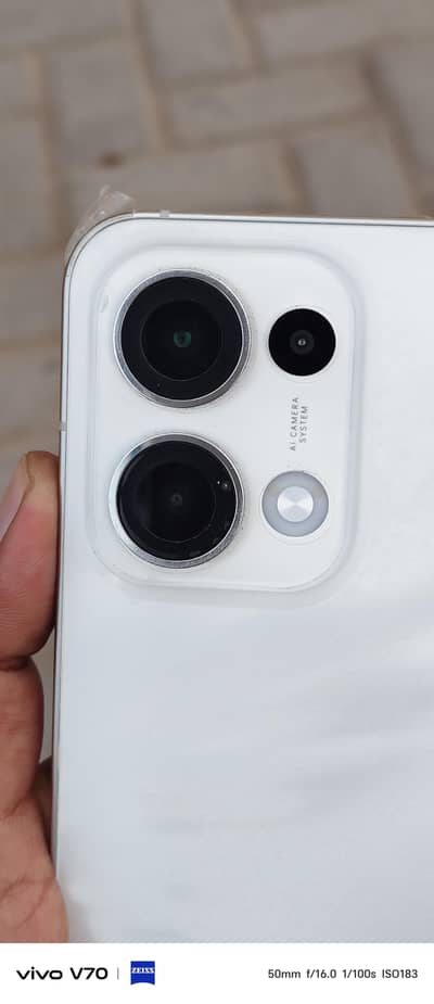 OPPO Reno13