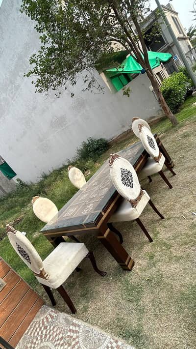 dining table for sale