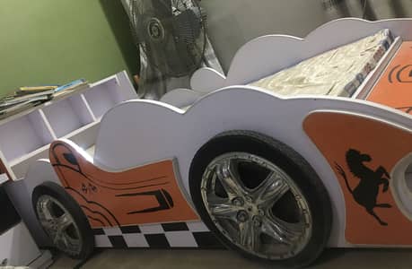 Kids Car bed for sale_ Good condition