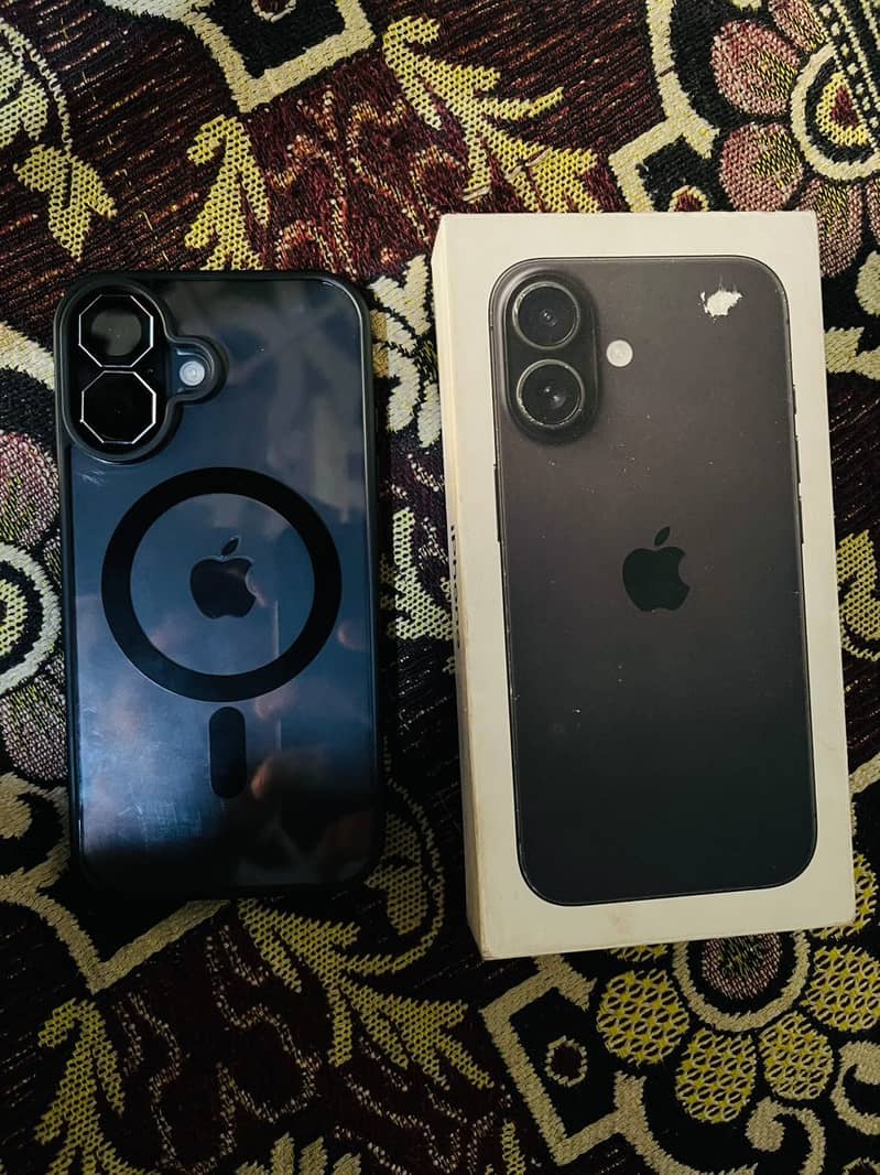 Apple iPhone 16 1