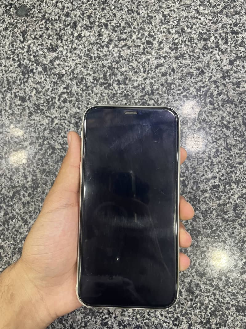 Apple iPhone 11 1