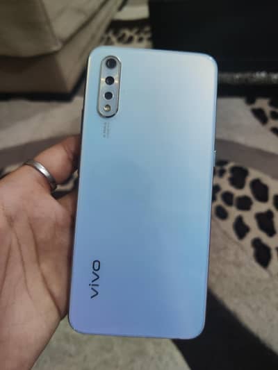 Vivo S1