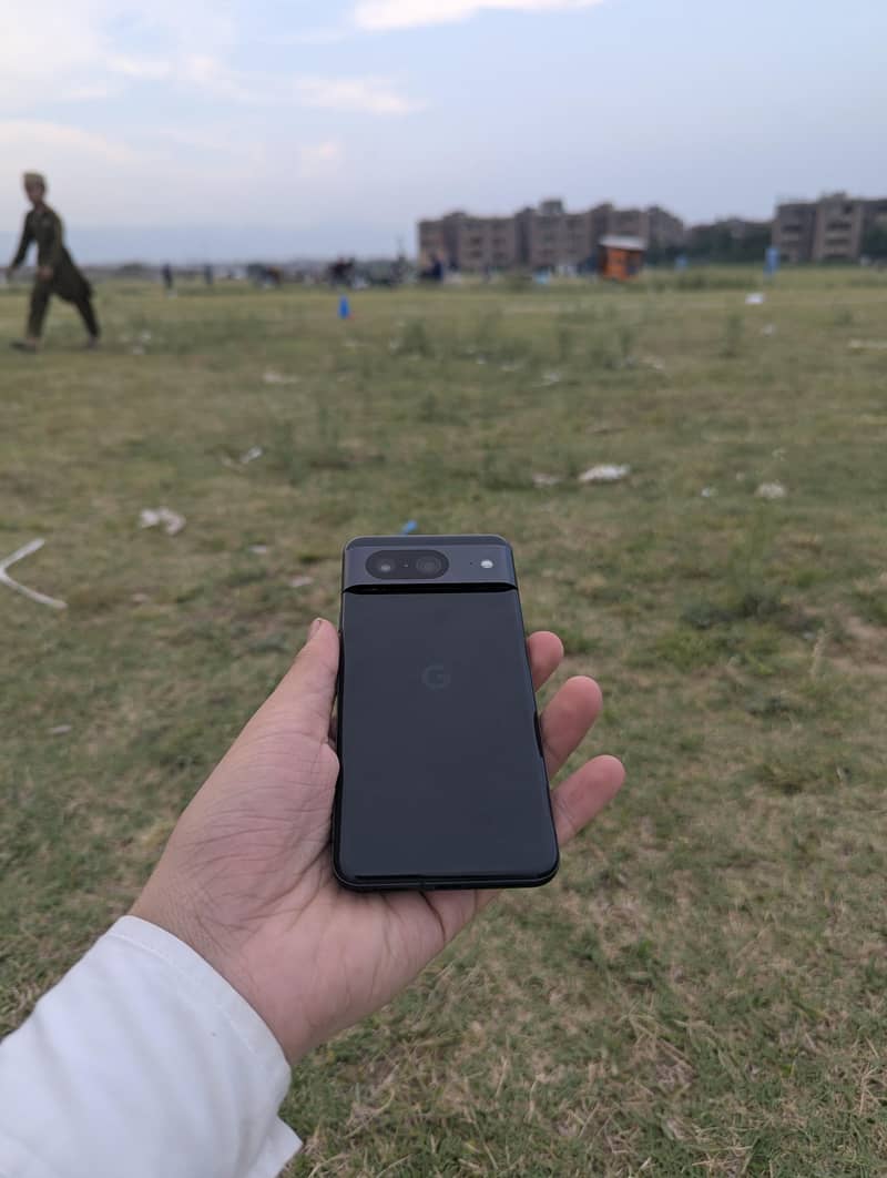 Google Pixel 8 3