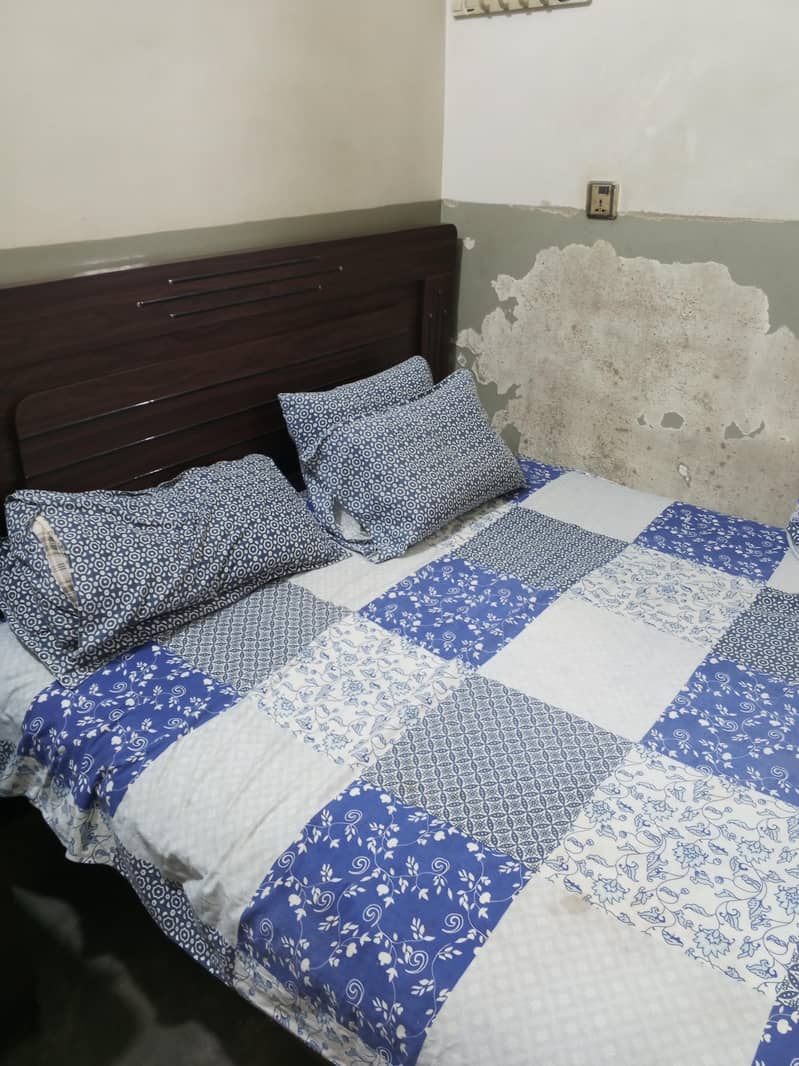 DOUBLE BED 0
