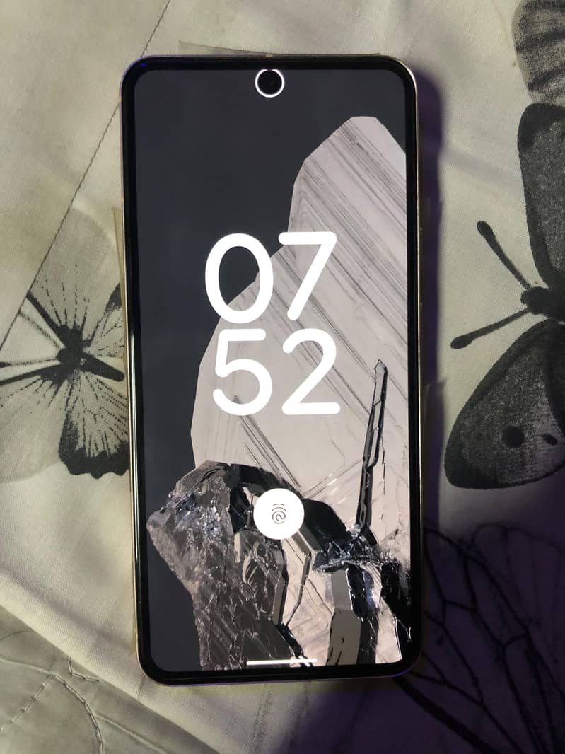 Google Pixel 8 4