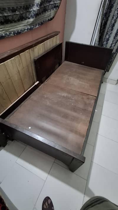 Single bed Wooden