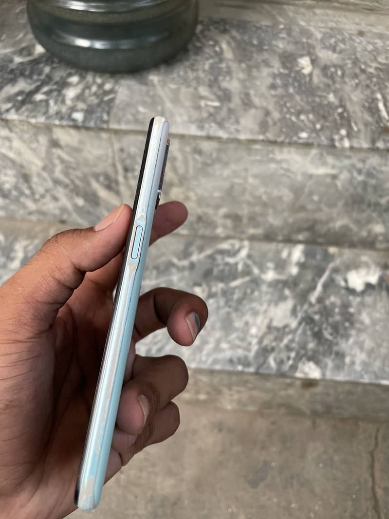 OPPO A52 1