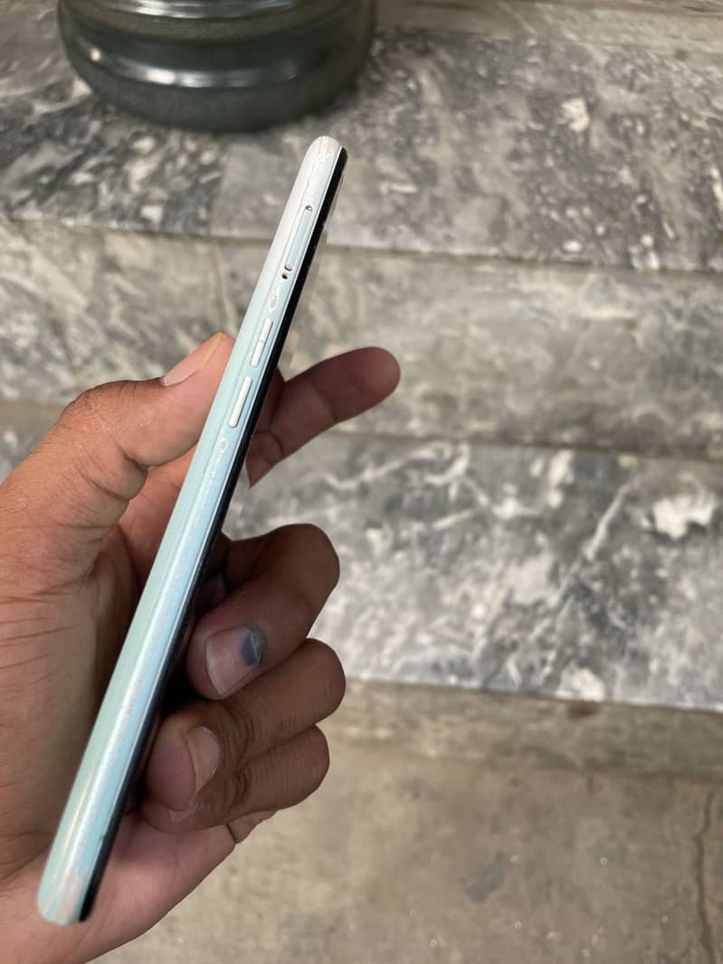 OPPO A52 2