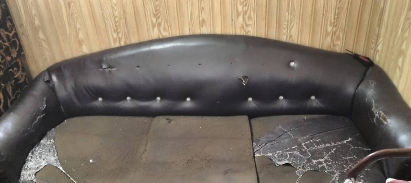 3 setar sofa 1