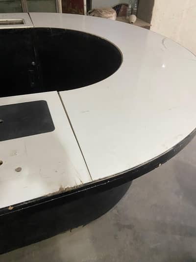 shop table