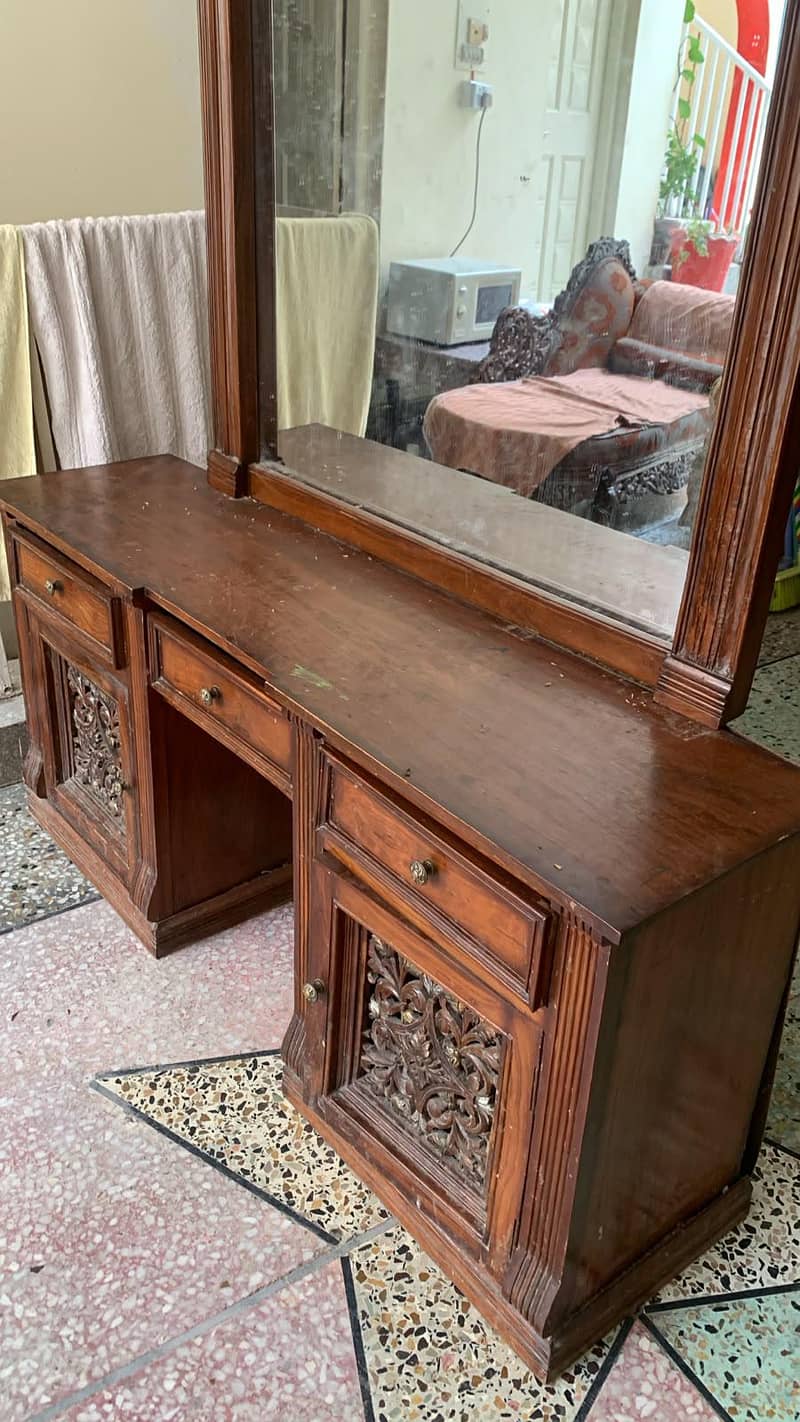 dressing mirror  0