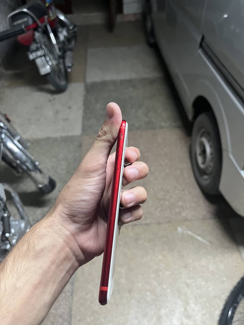 Apple iPhone 7 Plus 1