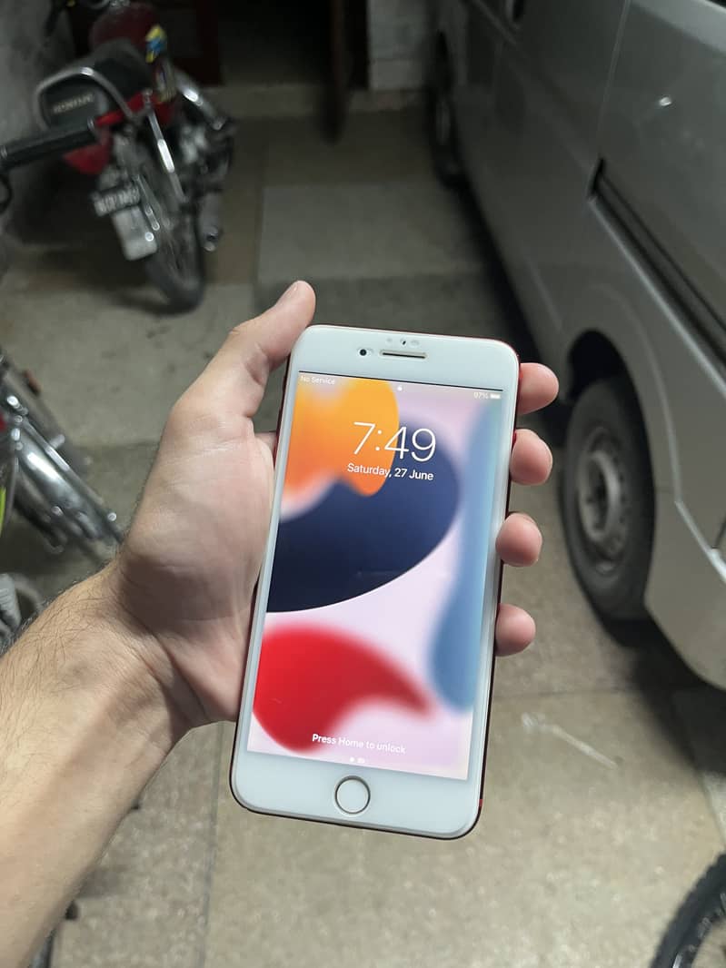 Apple iPhone 7 Plus 5