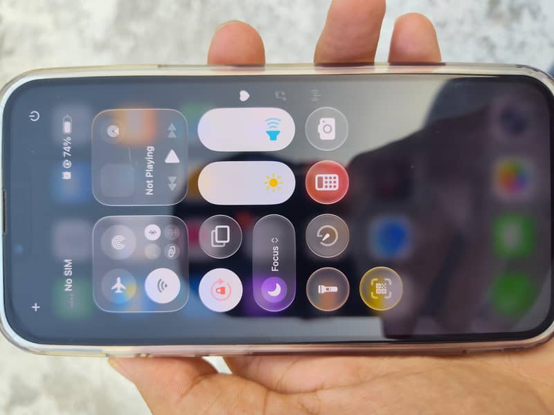 Apple iPhone 13 2