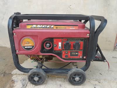 Gas kit attached. Can run on both, petrol and gas.