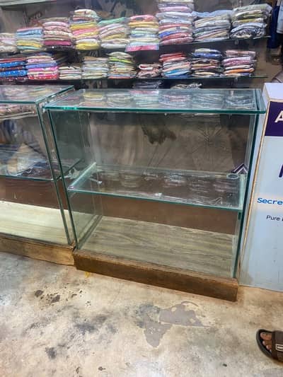 Glass racks/counter for sale