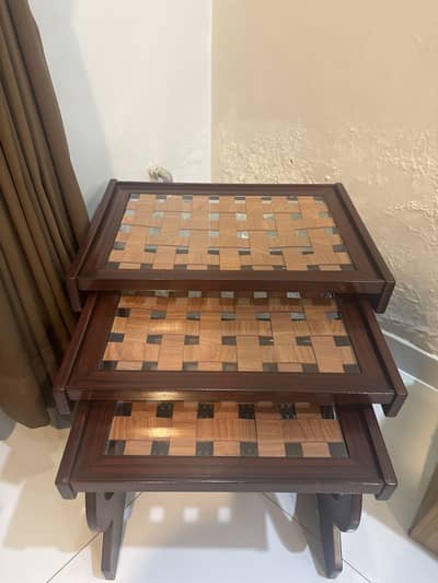 Stylish Interwood Nesting Tables – Set of 3