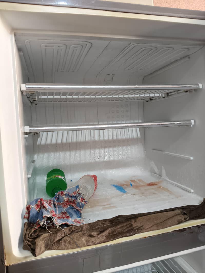 Dawlance Fridge 11
