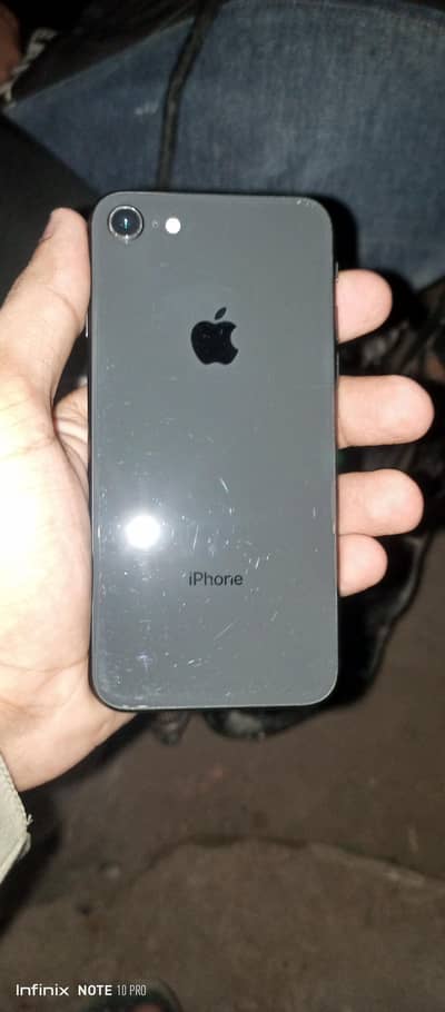 Apple iPhone 8