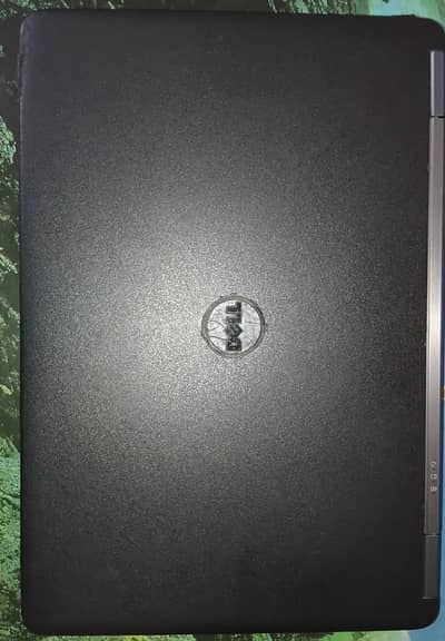 Dell latitude E7250- Slim,fast & reliable
