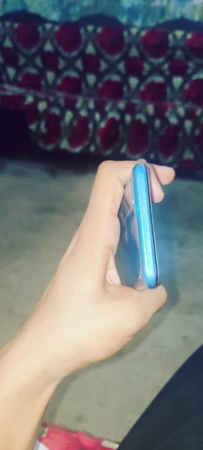 Vivo Y30