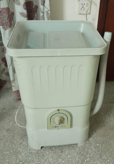 Baby washing machine