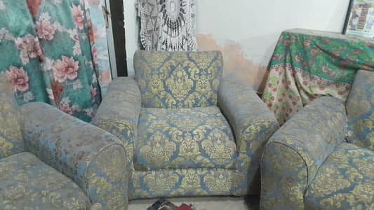 9 seater sofa set urgent sell