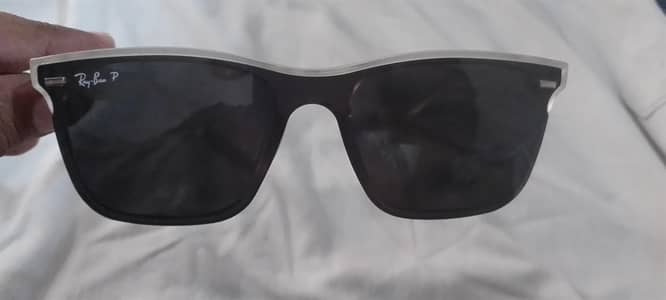 Ray Ban